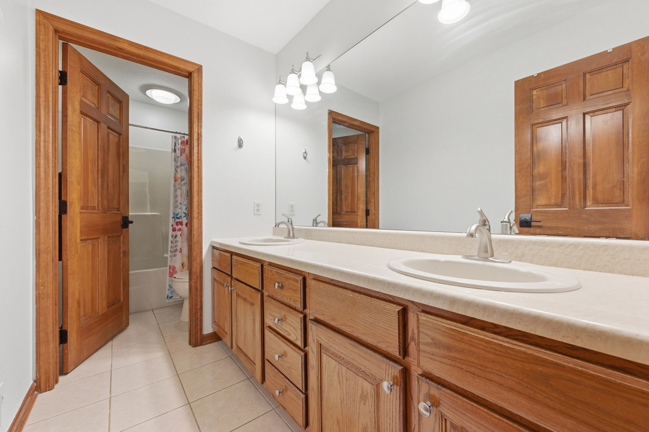  210 Royal Doulton Court, Gibsonia, PA 15044 - 物件實景