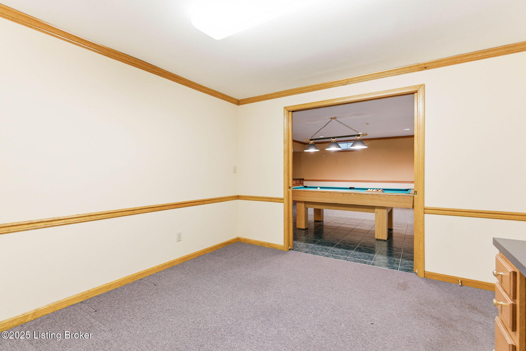 Prospect, Kentucky, 40059, United States, 3 Bedrooms Bedrooms, ,3 BathroomsBathrooms,Residential,For Sale,1996132