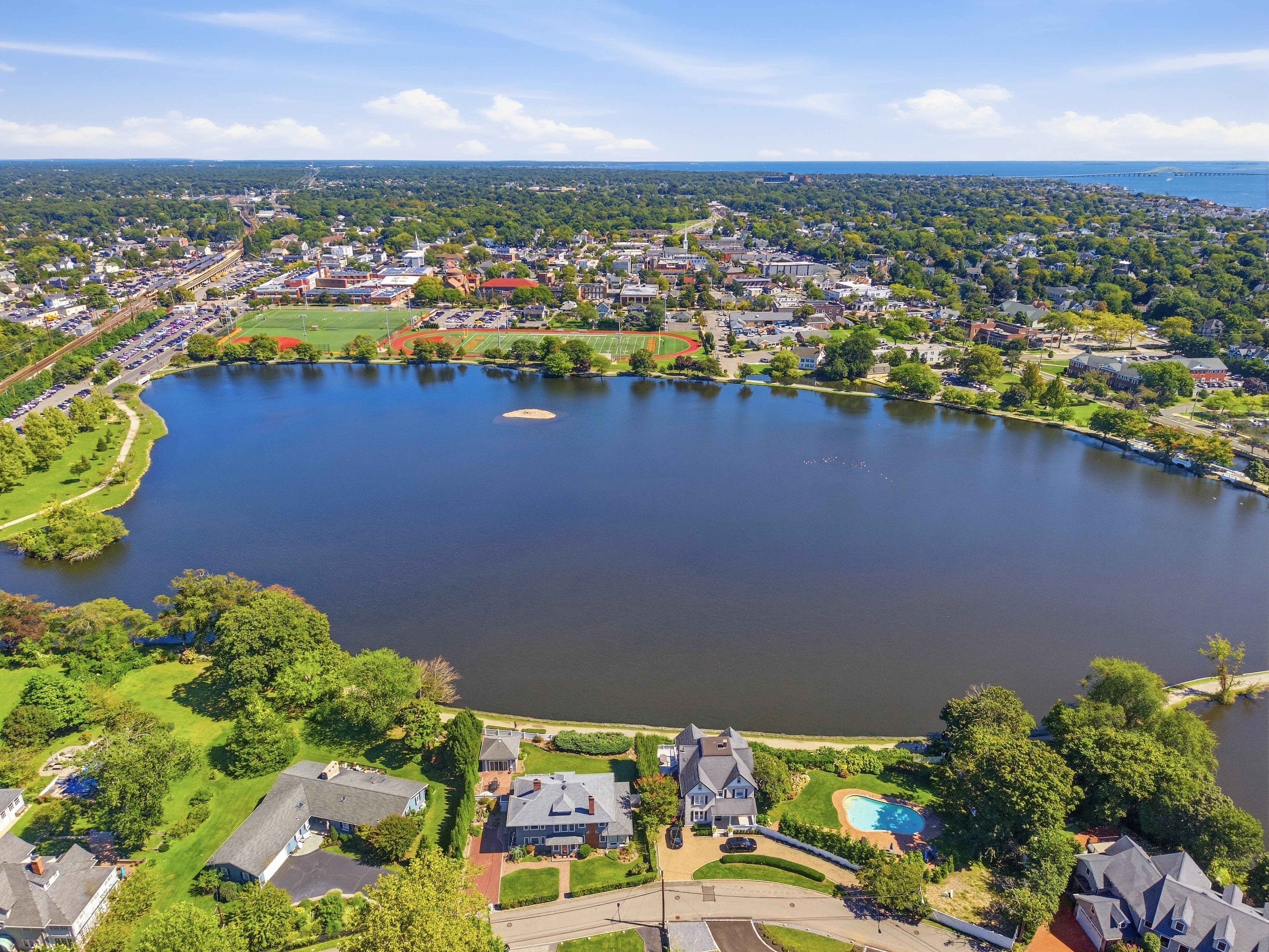  16 Stuart Avenue, Babylon, NY, 11702 - 物件實景