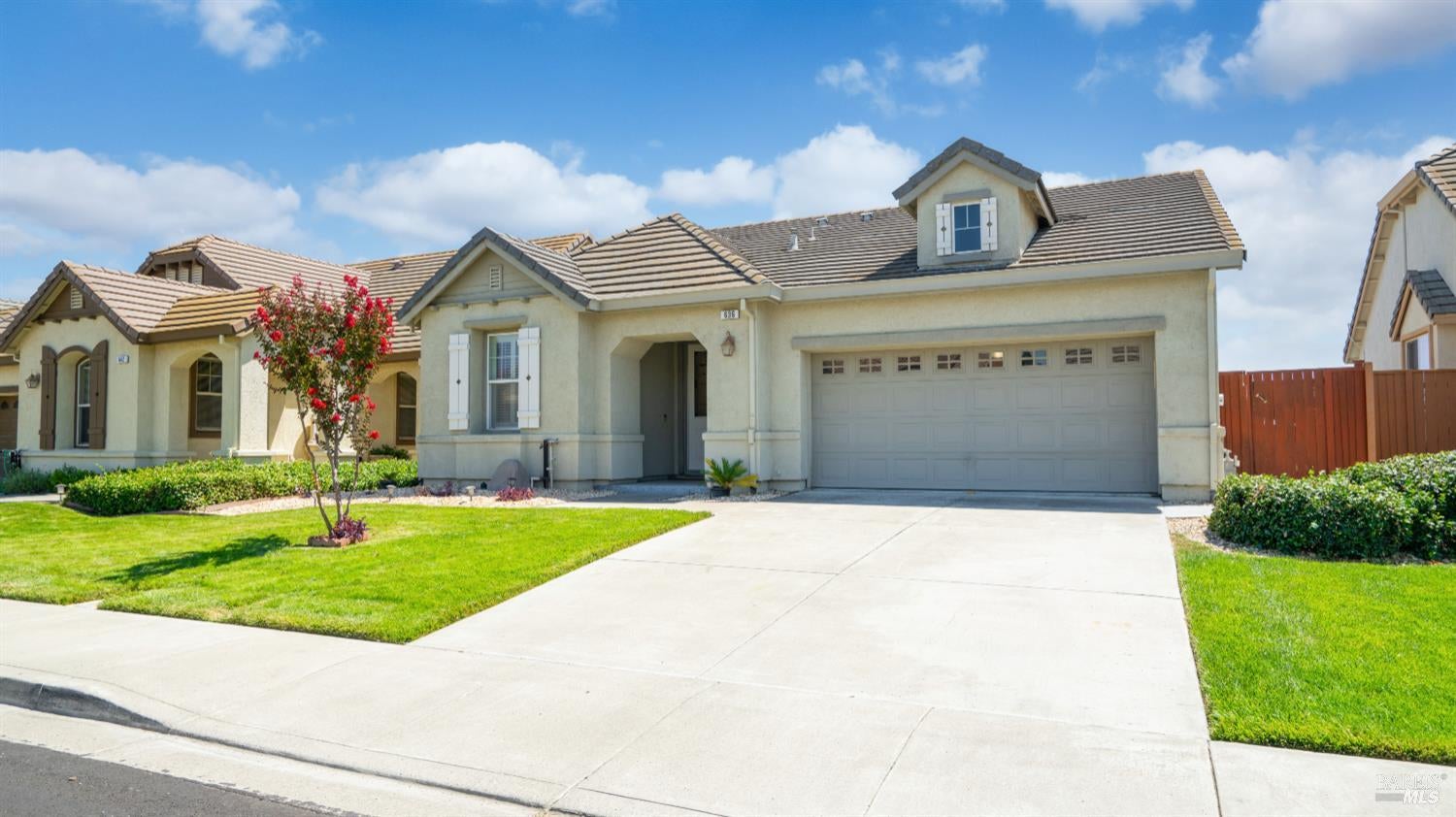 Vacaville, California, 95687, United States, 2 Bedrooms Bedrooms, ,2 BathroomsBathrooms,Residential,For Sale,1911882