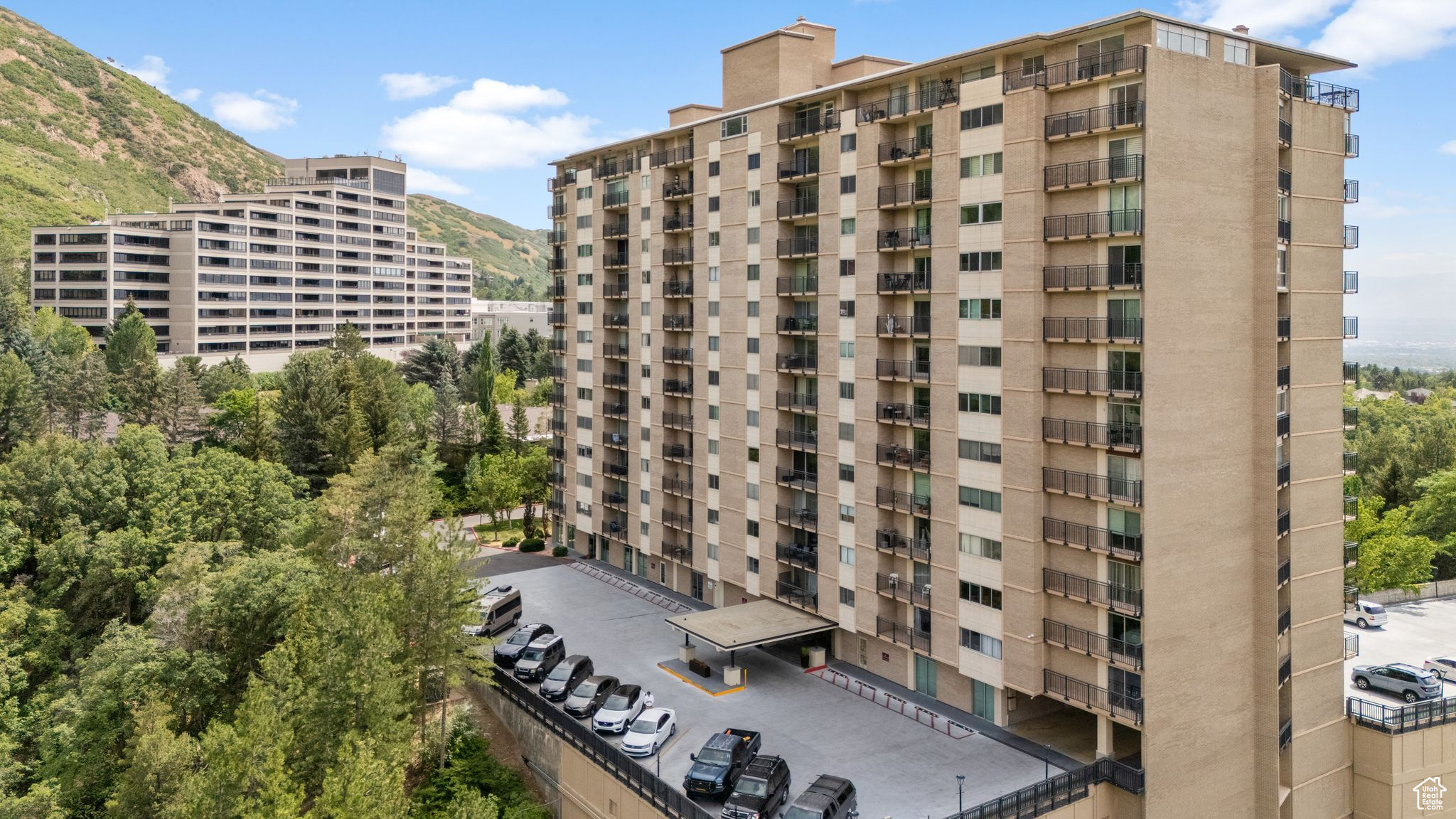 Salt Lake City, Utah, 84108, United States, 2 Bedrooms Bedrooms, ,1 BathroomBathrooms,Residential,For Sale,1882344