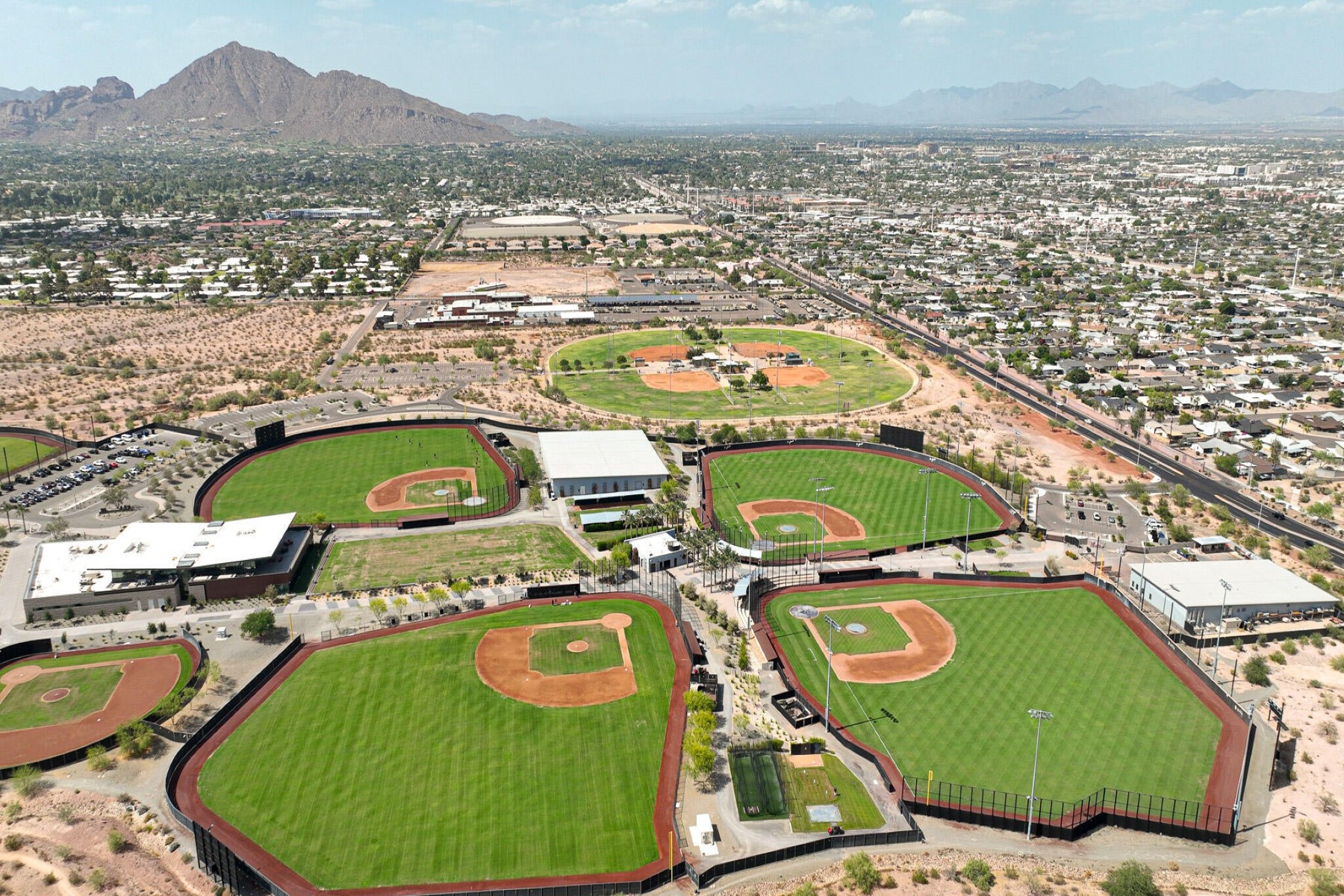  5114 E Monte Vista Road  Phoenix, AZ - 物件實景