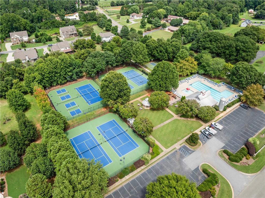 Gainesville, Georgia, 30506, United States, 4 Bedrooms Bedrooms, ,3 BathroomsBathrooms,Residential,For Sale,1977556