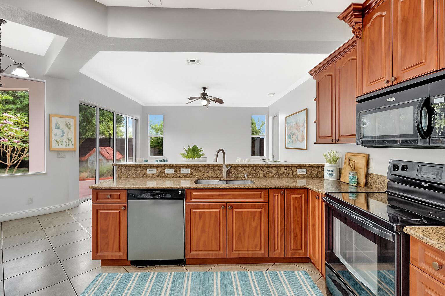 Port Saint Lucie, Florida, 34953, United States, 4 Bedrooms Bedrooms, ,4 BathroomsBathrooms,Residential,For Sale,1828192