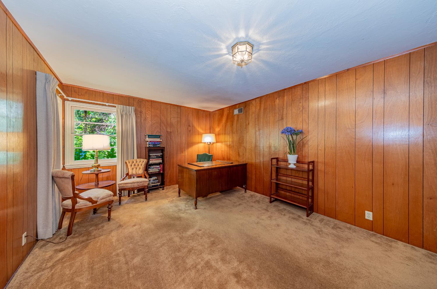 Fish Camp, California, 93623, United States, 5 Bedrooms Bedrooms, ,2 BathroomsBathrooms,Residential,For Sale,1869903