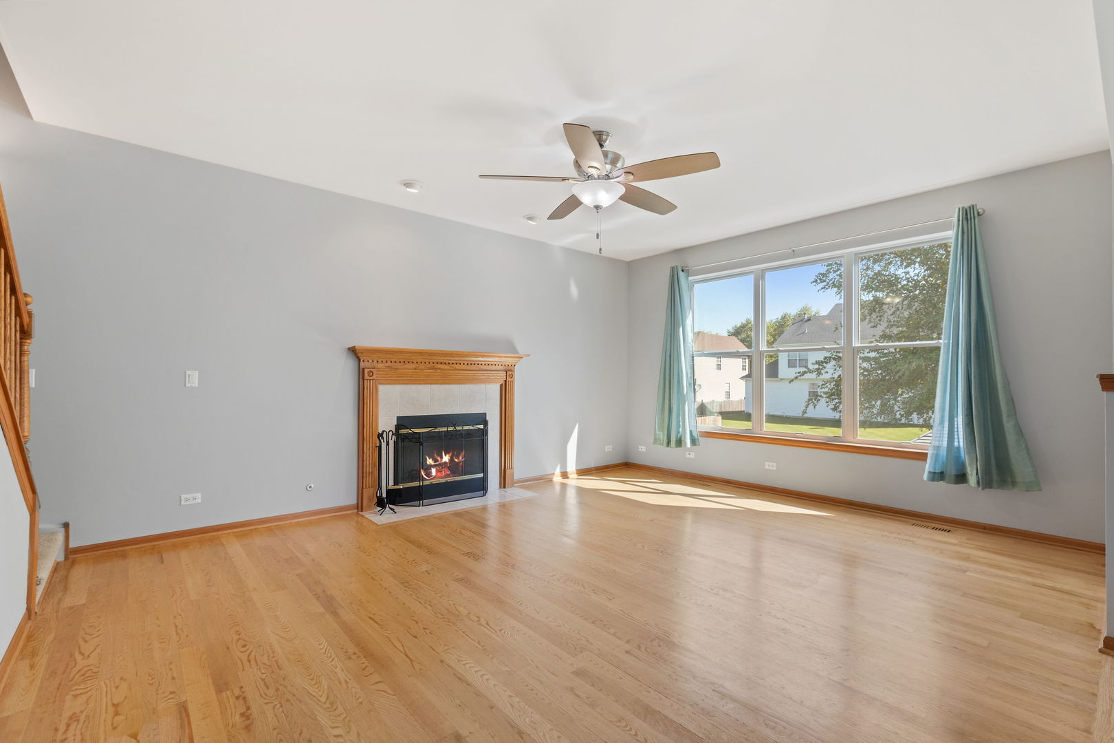 Sugar Grove, Illinois, 60554, United States, 5 Bedrooms Bedrooms, ,4 BathroomsBathrooms,Residential,For Sale,1949761