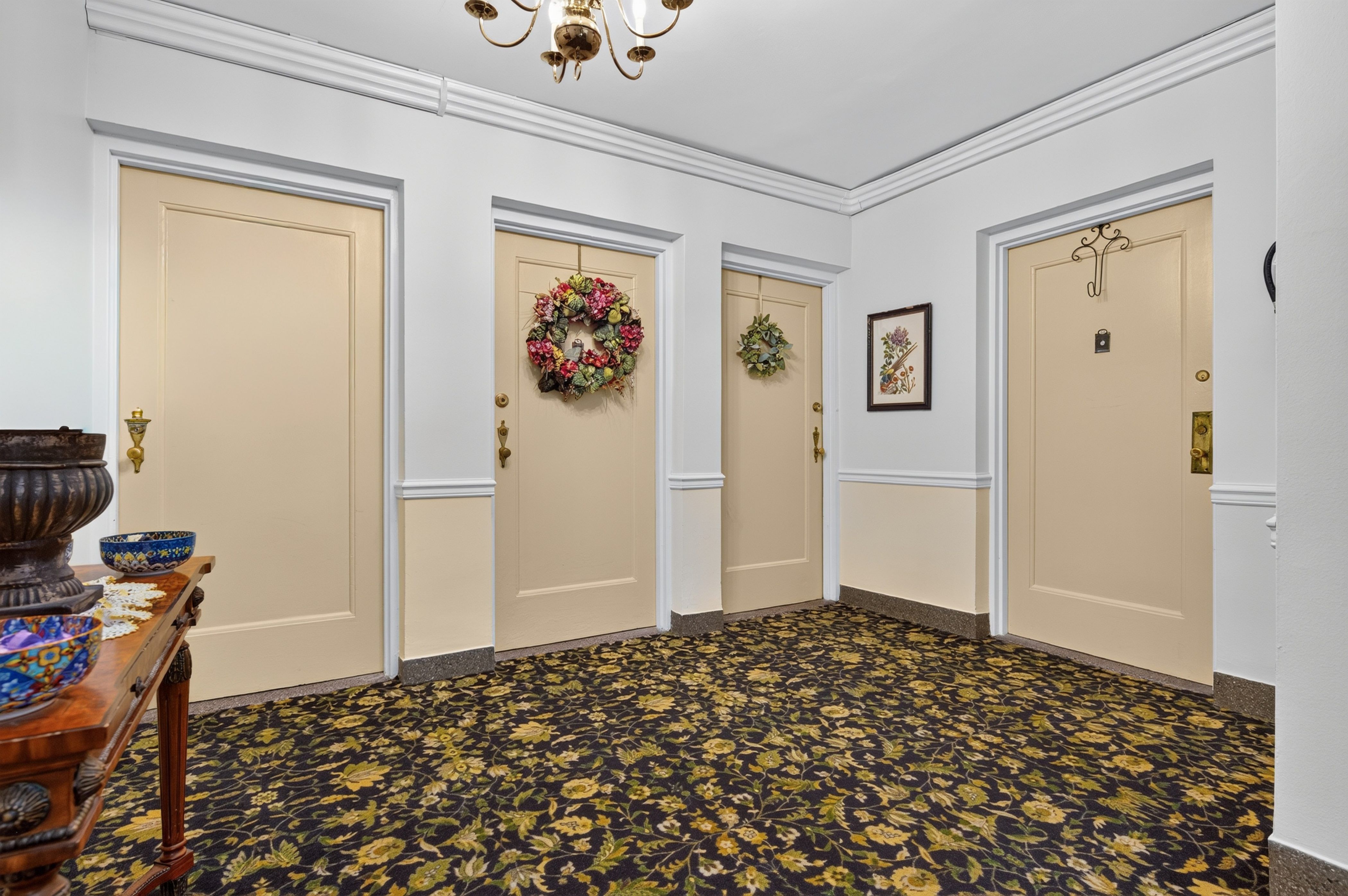  22 Hamilton Place, Garden City, NY, 11530 - 物件實景