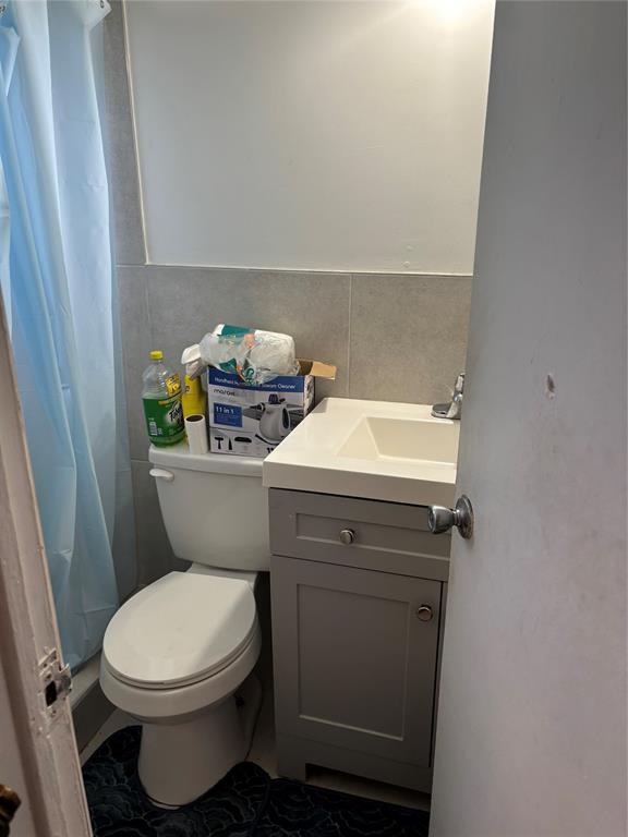 Fort Lauderdale, Florida, 33304, United States, 2 Bedrooms Bedrooms, ,2 BathroomsBathrooms,Residential,For Sale,1936952