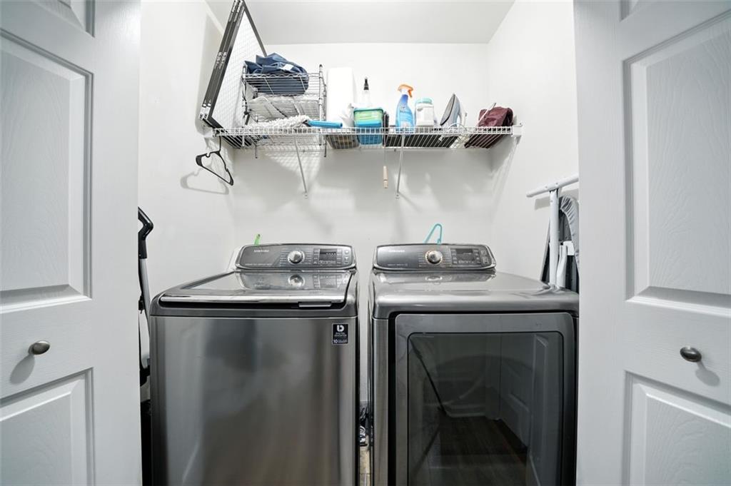 Cumming, Georgia, 30040, United States, 3 Bedrooms Bedrooms, ,3 BathroomsBathrooms,Residential,For Sale,1949394