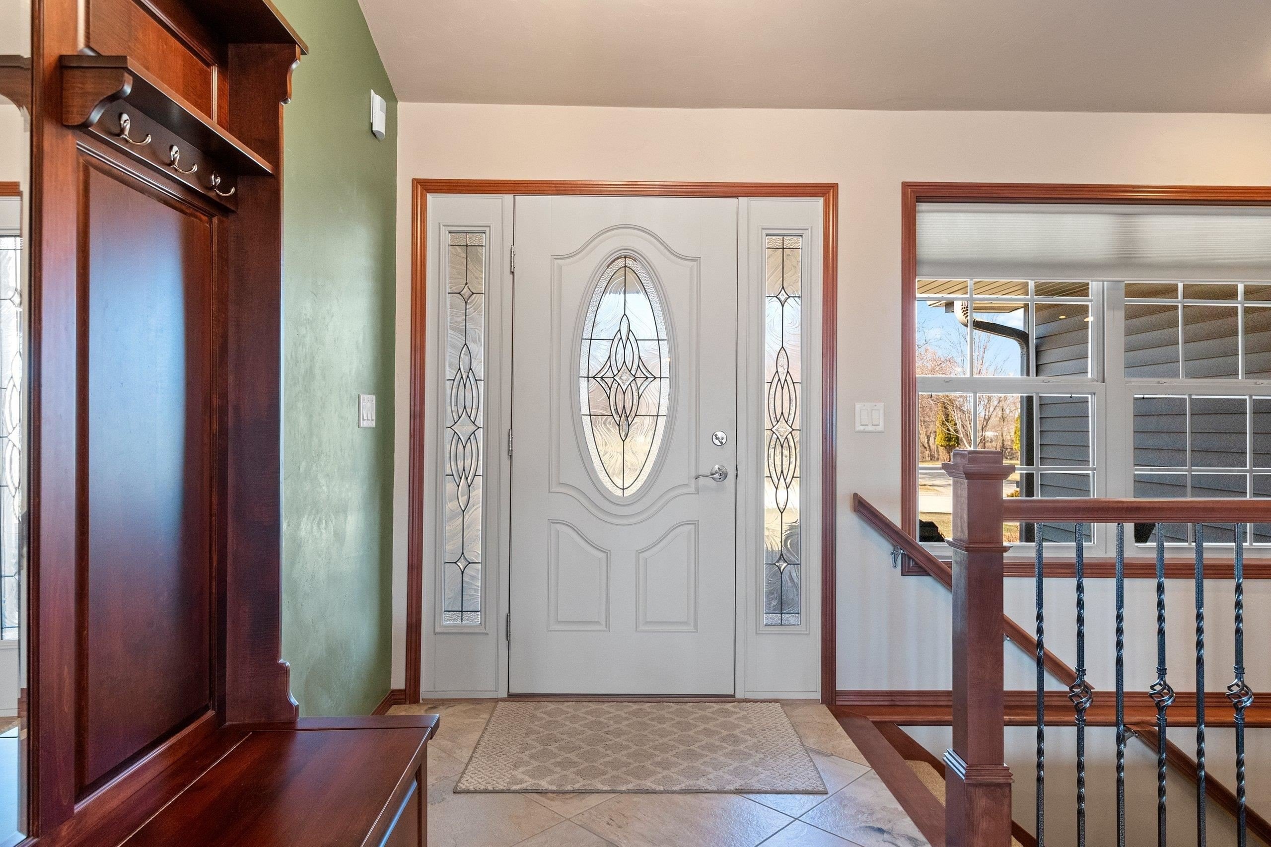 DE PERE, Wisconsin, 54115, United States, 5 Bedrooms Bedrooms, ,4 BathroomsBathrooms,Residential,For Sale,2048678