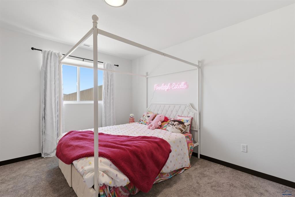 Rapid City, South Dakota, 57701, United States, 4 Bedrooms Bedrooms, ,3 BathroomsBathrooms,Residential,For Sale,2048114