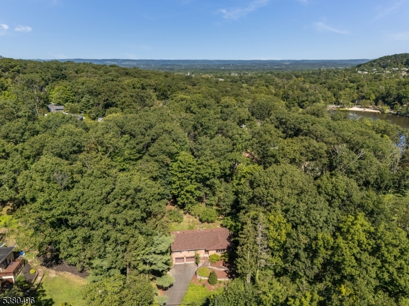 Bridgewater Twp., New Jersey, 07920, United States, 3 Bedrooms Bedrooms, ,2 BathroomsBathrooms,Residential,For Sale,1927151