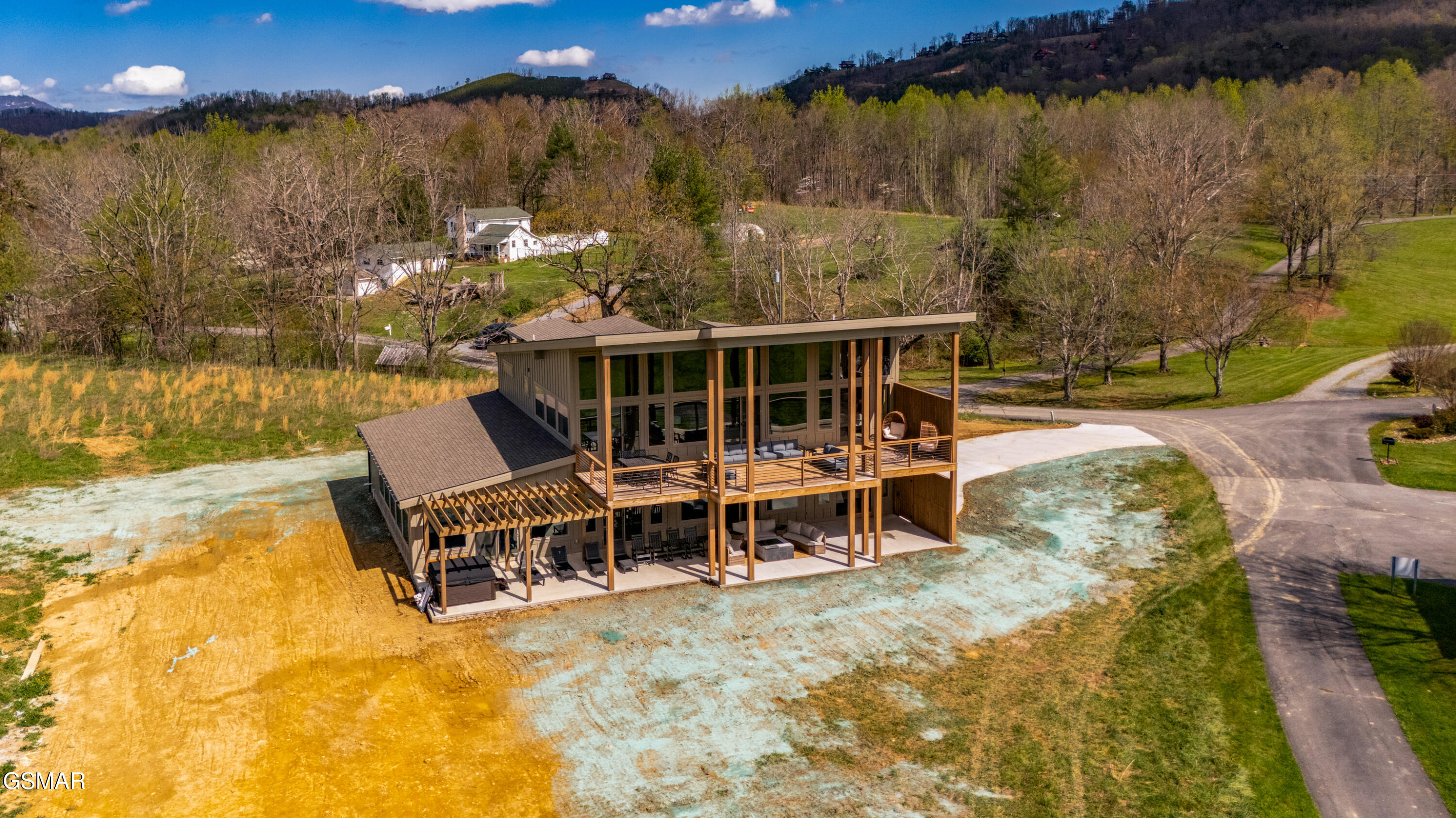 Sevierville, Tennessee, 37862, United States, 5 Bedrooms Bedrooms, ,7 BathroomsBathrooms,Residential,For Sale,2035739