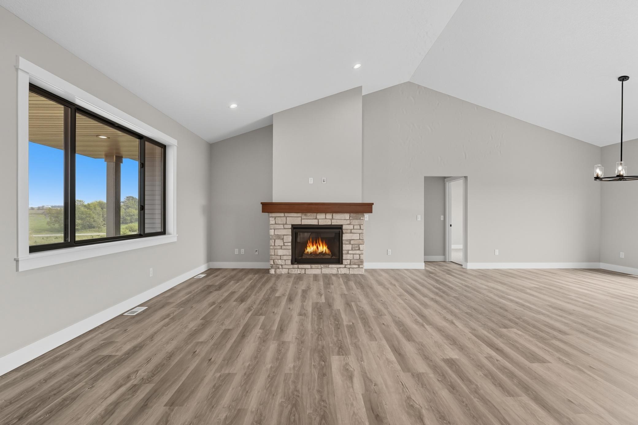 Hammond, Wisconsin, 54015, United States, 3 Bedrooms Bedrooms, ,2 BathroomsBathrooms,Residential,For Sale,1949825