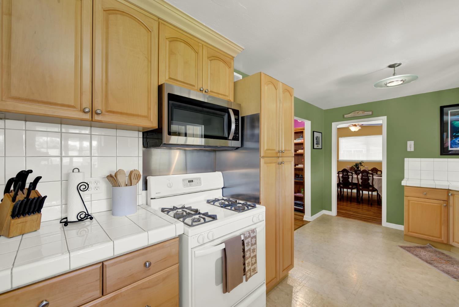 Carmichael, California, 95608, United States, 3 Bedrooms Bedrooms, ,2 BathroomsBathrooms,Residential,For Sale,1896985