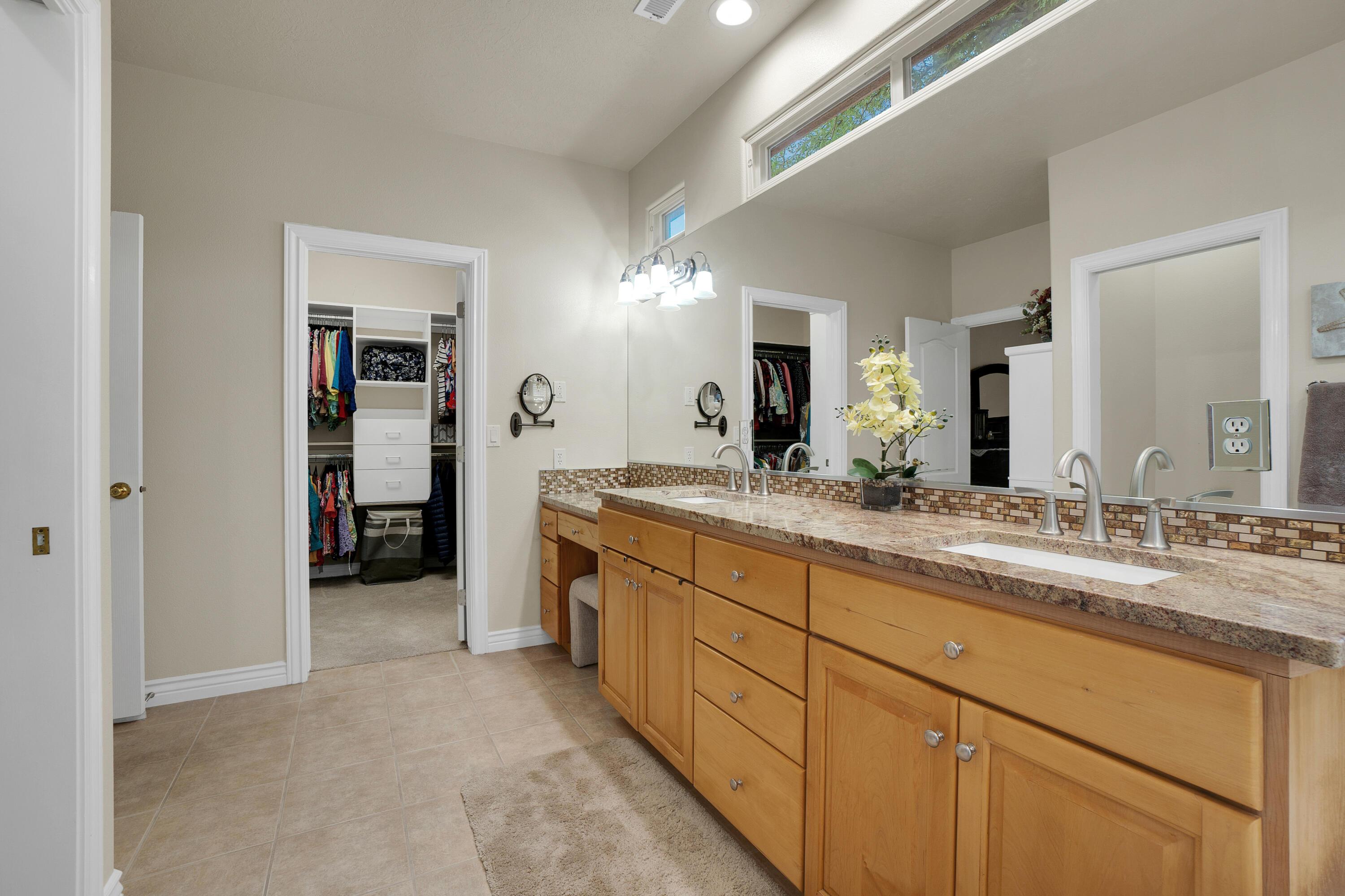 Washington, Utah, 84780, United States, 3 Bedrooms Bedrooms, ,2 BathroomsBathrooms,Residential,For Sale,1996638