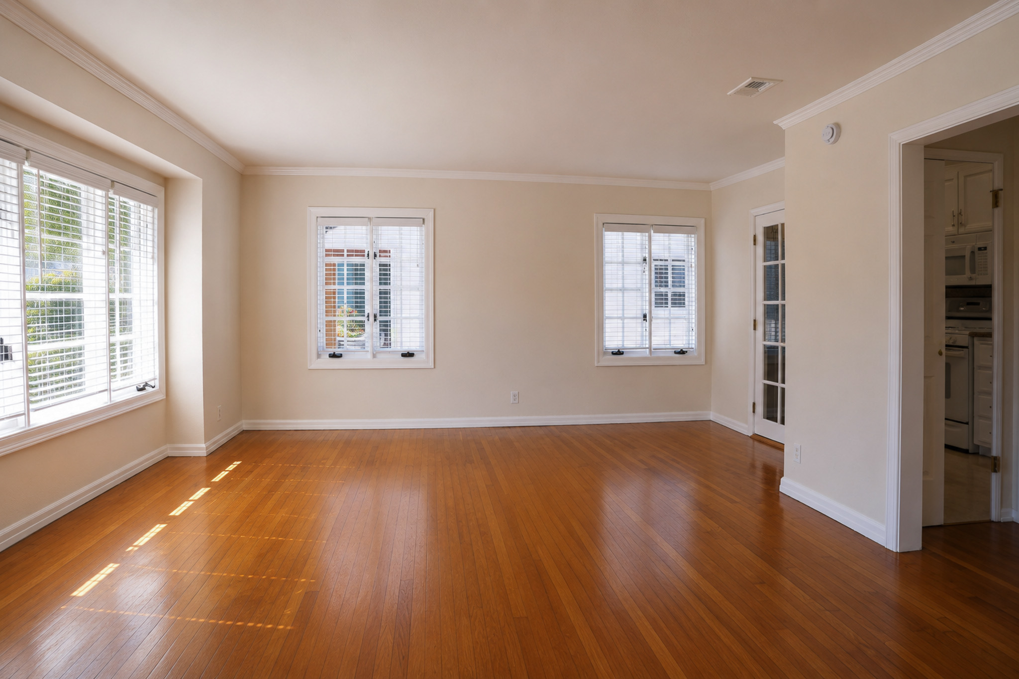  2000 Harkness Street, Manhattan Beach, CA 90266 - 物件實景