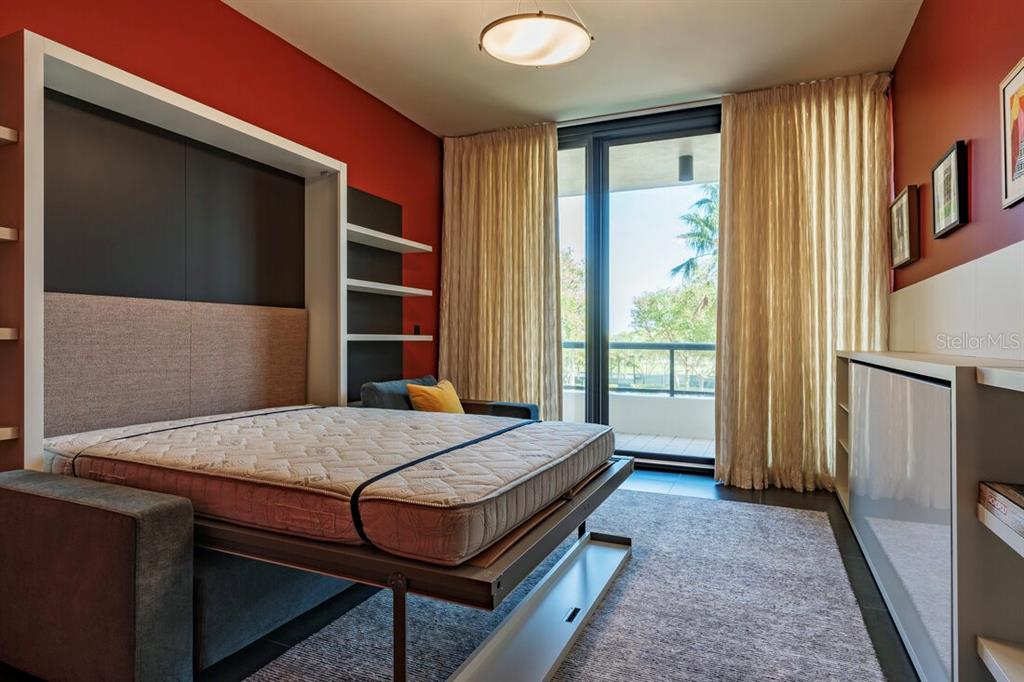 Longboat Key, Florida, 34228, United States, 3 Bedrooms Bedrooms, ,3 BathroomsBathrooms,Residential,For Sale,1989594