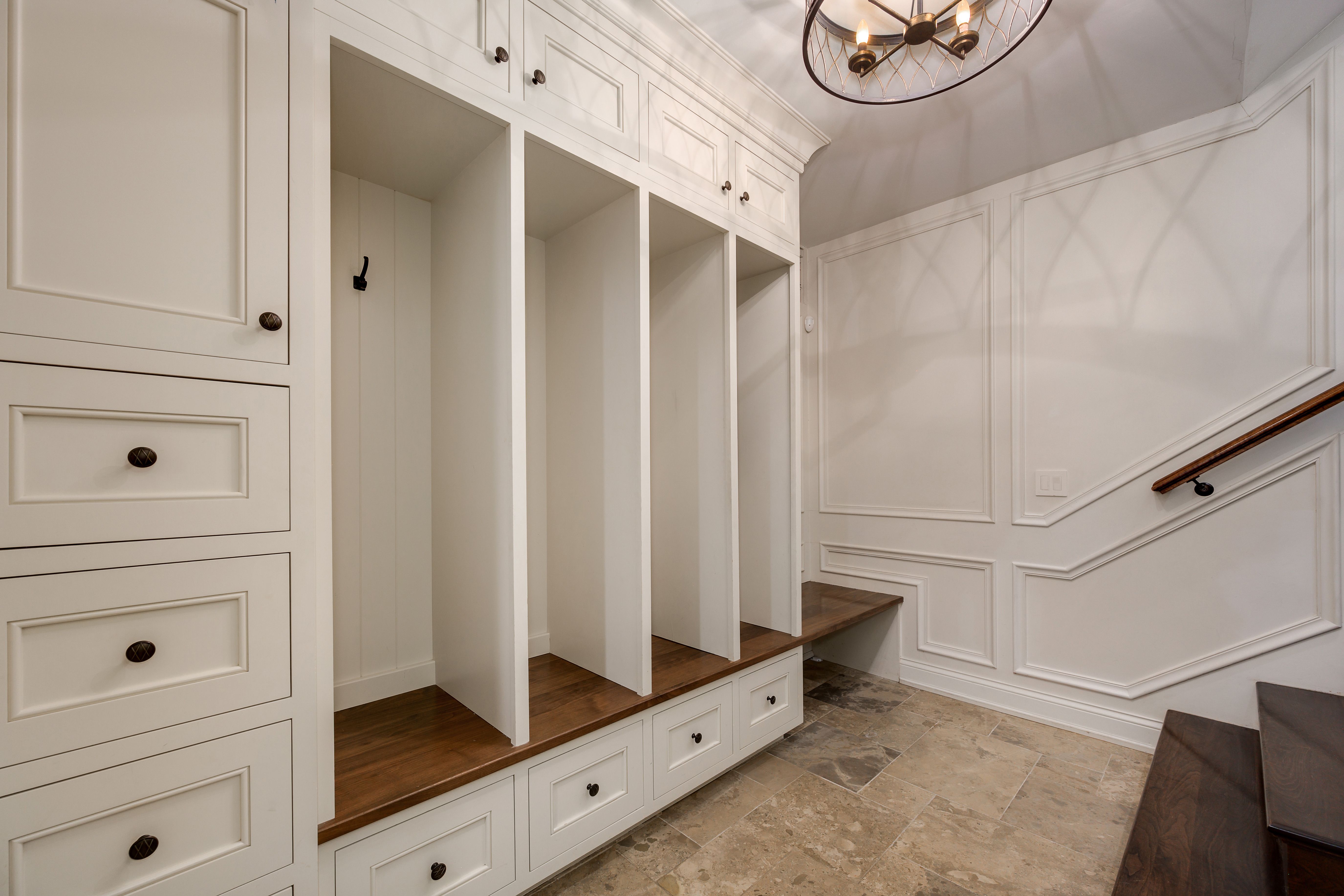  Impeccably Maintained Single-Family Residence on Lake Shore Drive - 物件實景