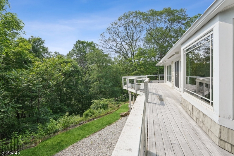 Kinnelon Boro, New Jersey, 07405-2443, United States, 4 Bedrooms Bedrooms, ,3 BathroomsBathrooms,Residential,For Sale,1861963