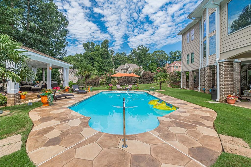 Ellenwood, Georgia, 30294, United States, 5 Bedrooms Bedrooms, ,5 BathroomsBathrooms,Residential,For Sale,1903666