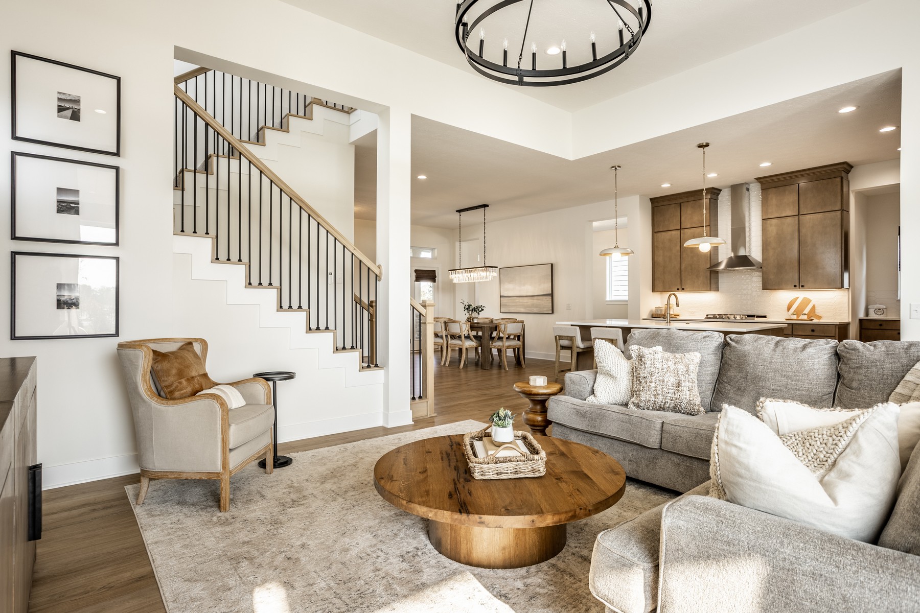  Beautifully Designed 5 Bedroom Home in Desirable Westfield Neighborhood - 物件實景