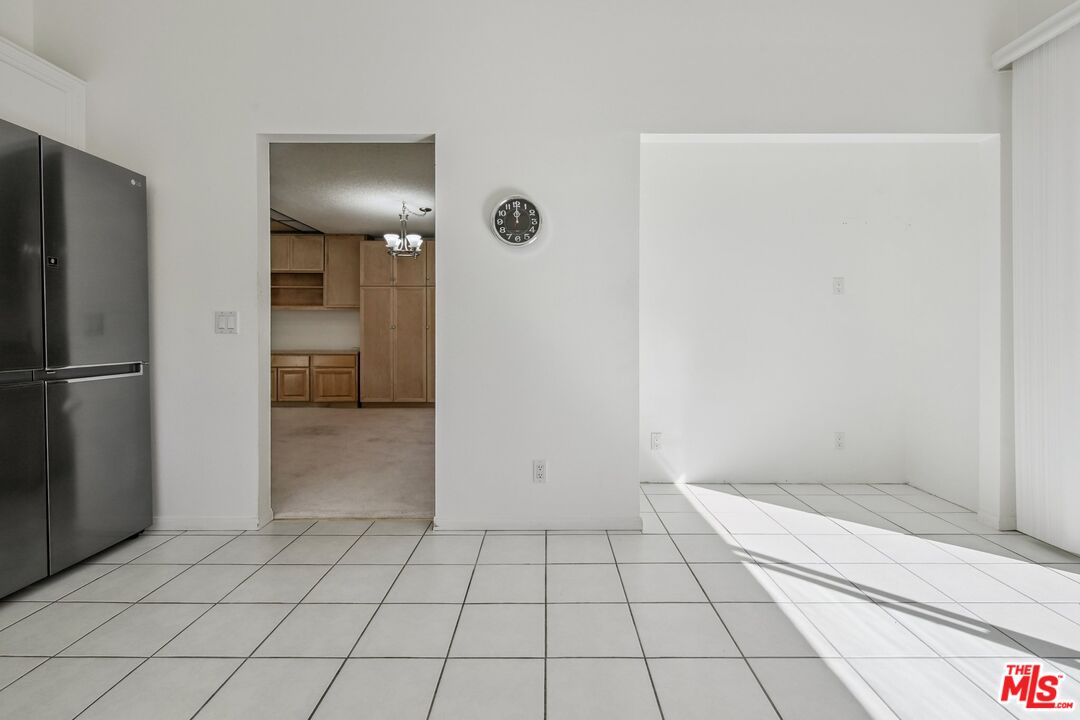 Pacific Palisades, California, 90272, United States, 4 Bedrooms Bedrooms, ,3 BathroomsBathrooms,Residential,For Sale,1989608