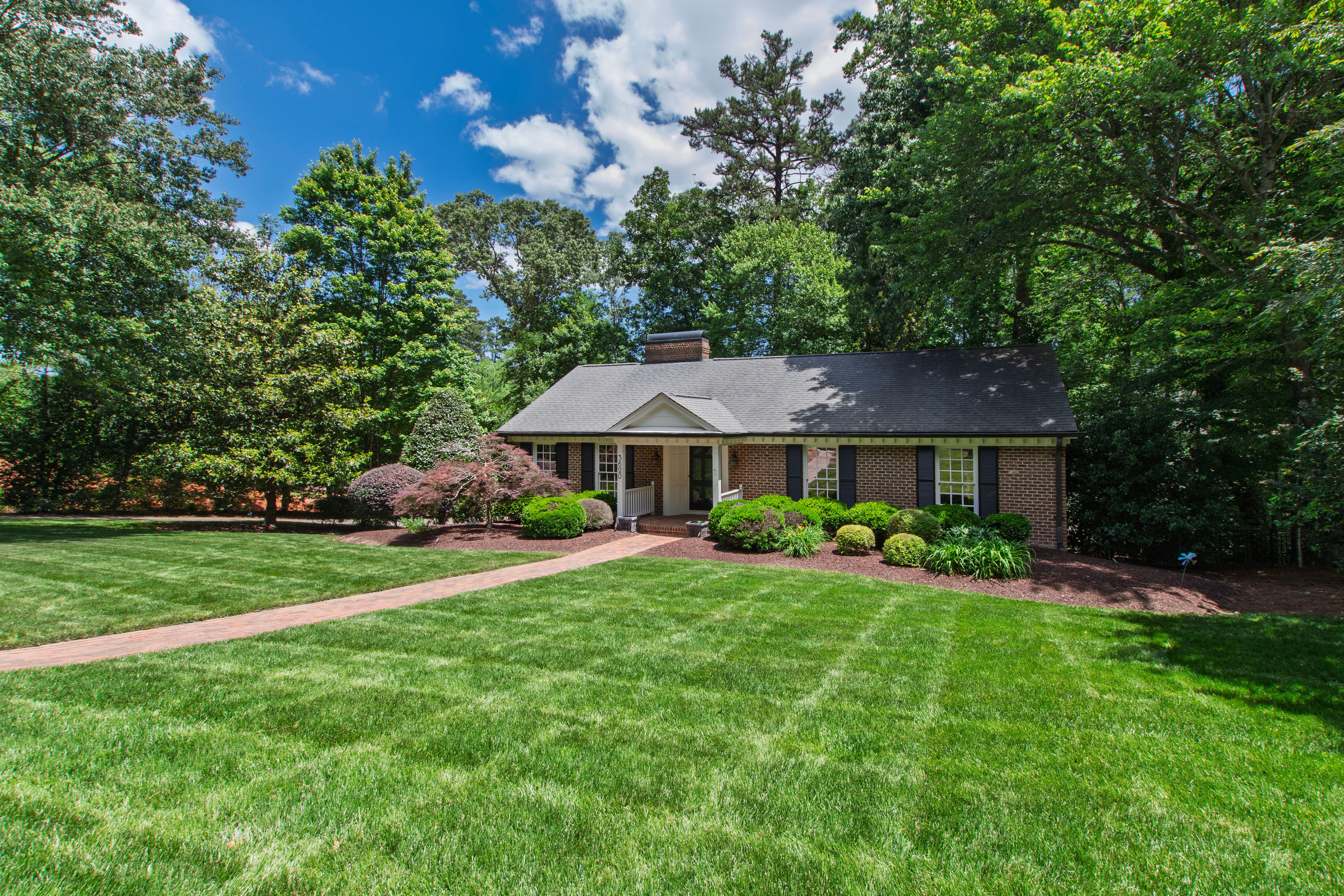  3620 Alamance Drive, Raleigh, NC 27609 - 物件實景