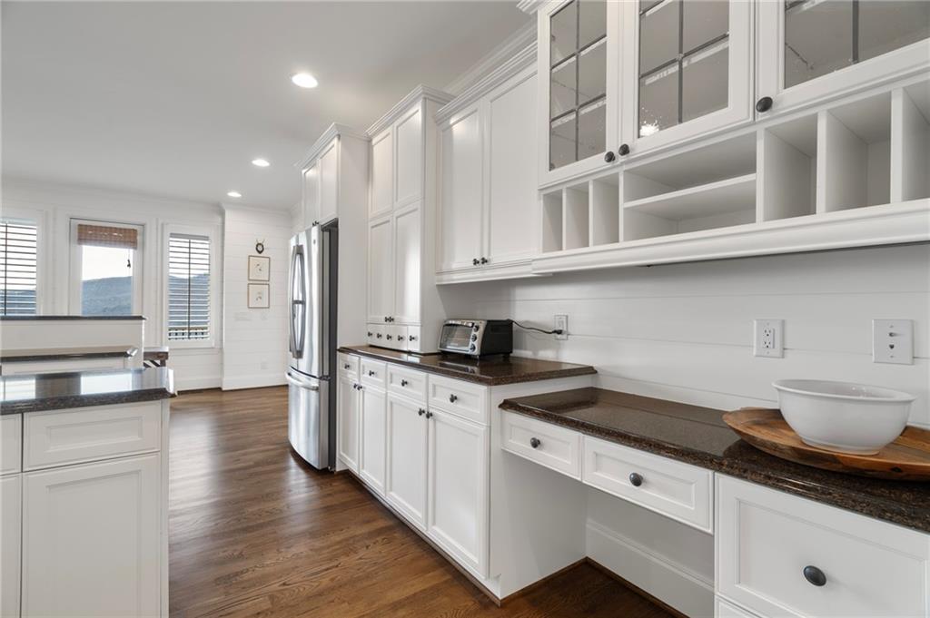 Big Canoe, Georgia, 30143, United States, 5 Bedrooms Bedrooms, ,4 BathroomsBathrooms,Residential,For Sale,1975403