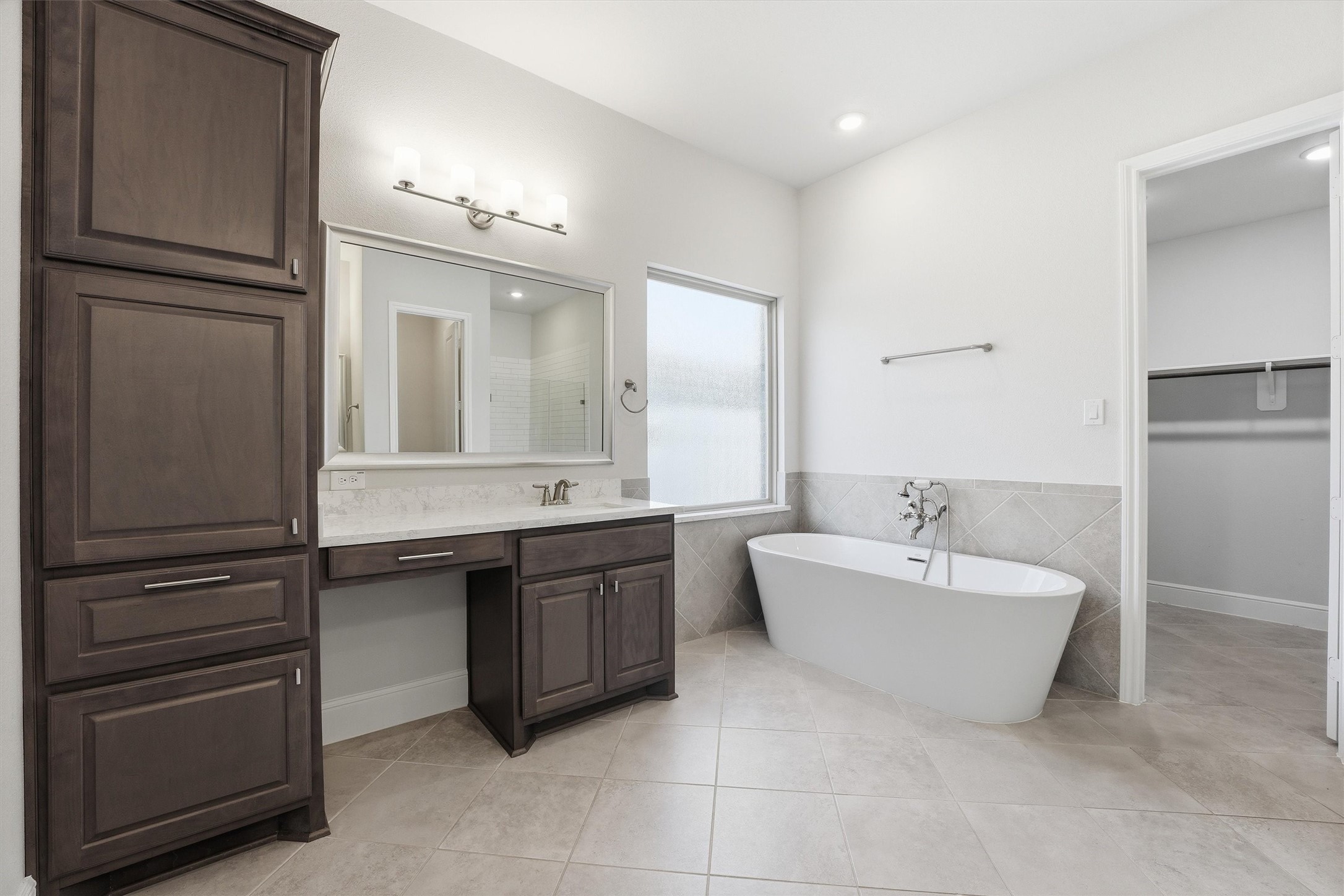  18011 Zagranski Cedar - 物件實景