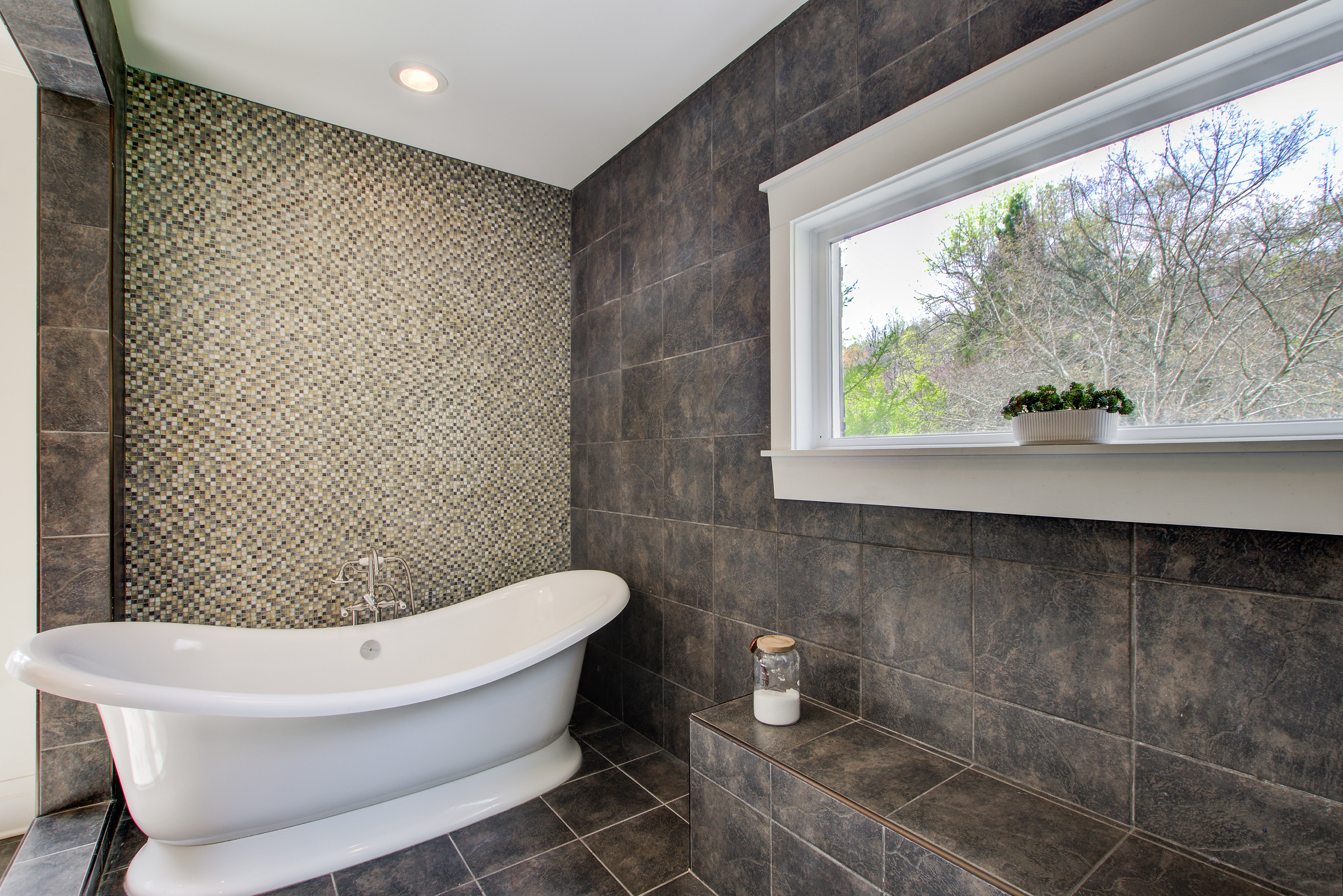  Exceptional Space and Craftsmanship in Custom Brookhaven Home - 物件實景