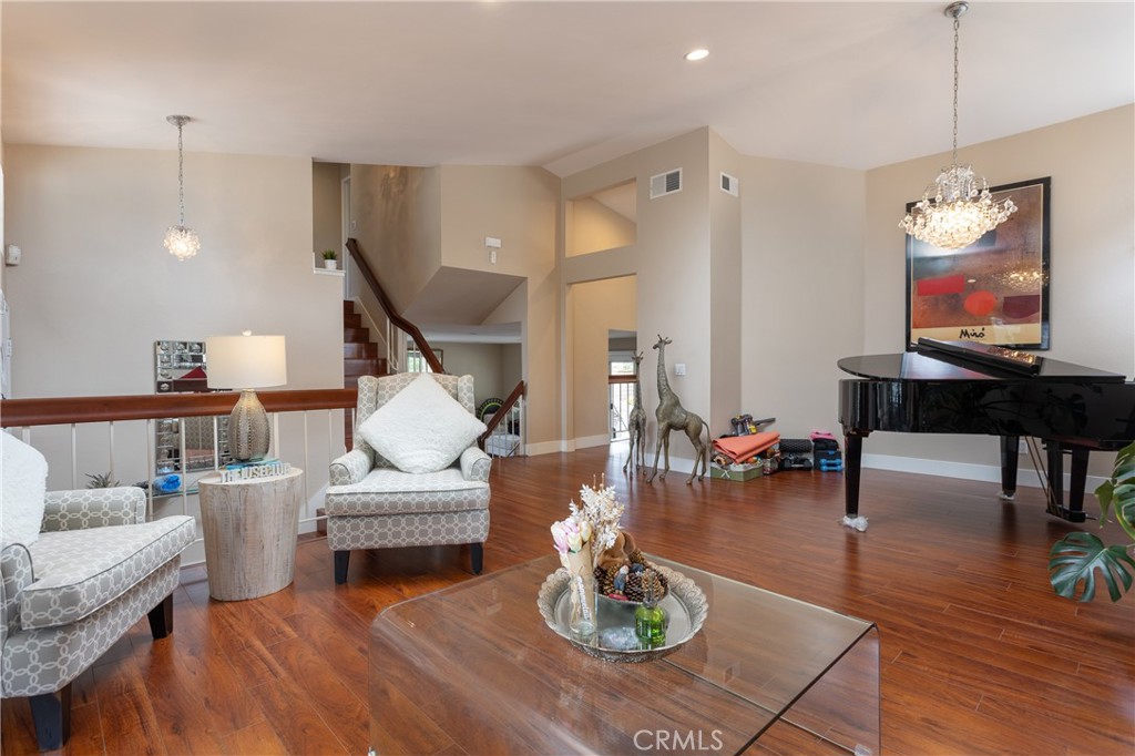 Walnut, California, 91789, United States, 4 Bedrooms Bedrooms, ,3 BathroomsBathrooms,Residential,For Sale,1978707