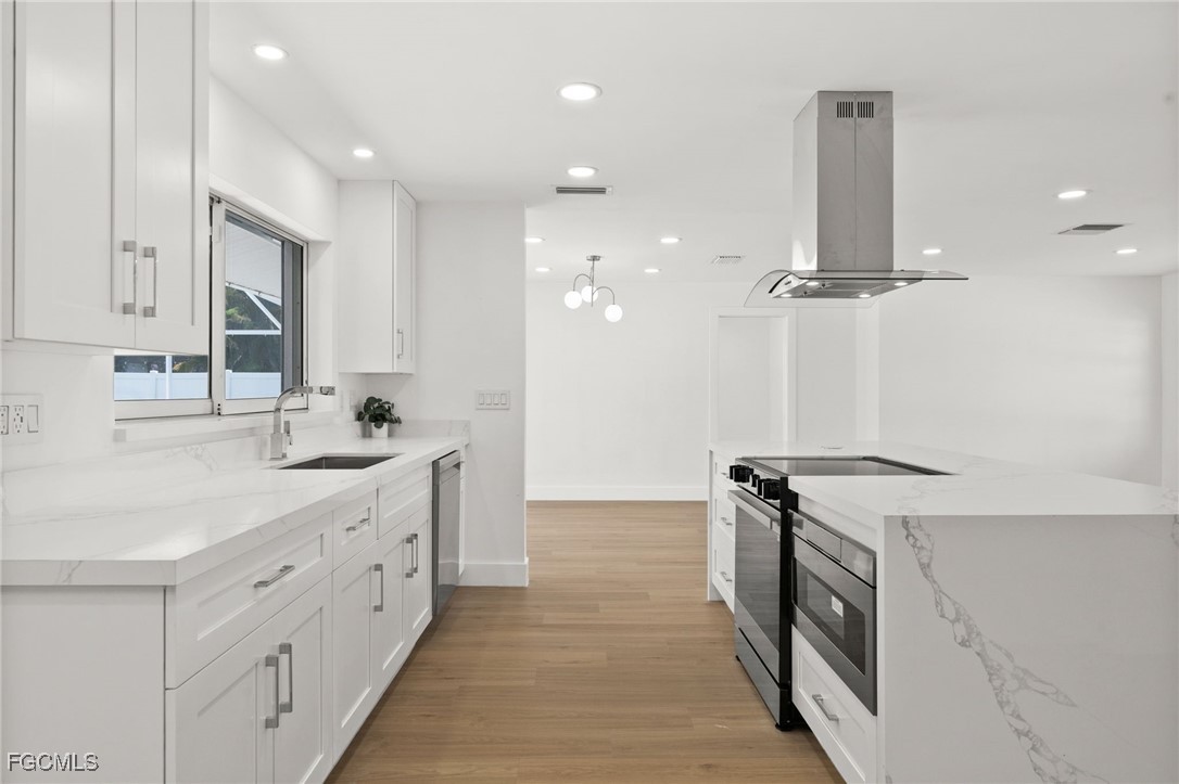 Cape Coral, Florida, 33904, United States, 4 Bedrooms Bedrooms, ,3 BathroomsBathrooms,Residential,For Sale,1975138