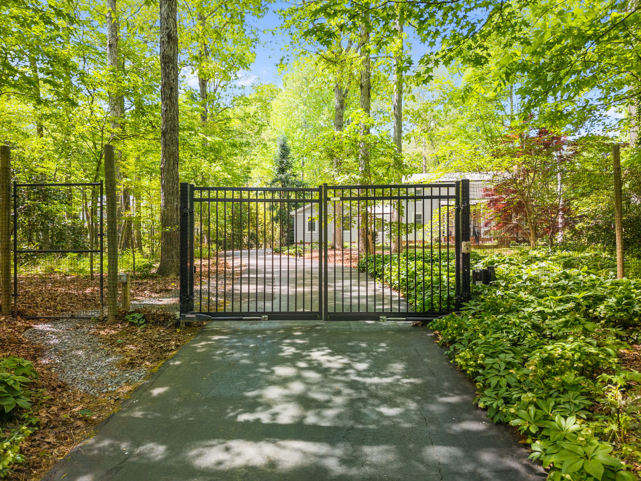  8 Sedgewood Road, Chapel Hill, NC 27514 - 物件實景