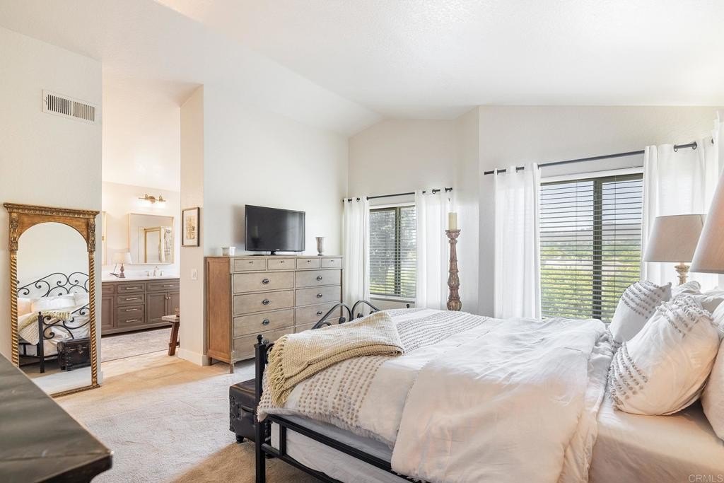 Simi Valley, California, 93065, United States, 3 Bedrooms Bedrooms, ,3 BathroomsBathrooms,Residential,For Sale,1883421