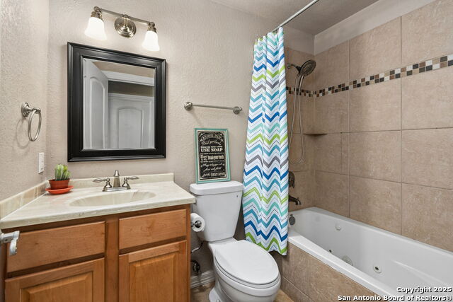 Boerne, Texas, 78006, United States, 4 Bedrooms Bedrooms, ,5 BathroomsBathrooms,Residential,For Sale,1722095