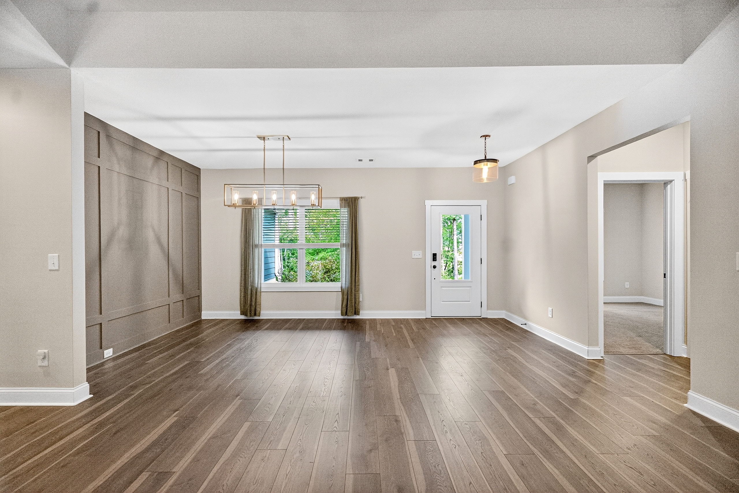 Moreland, Georgia, 30259, United States, 4 Bedrooms Bedrooms, ,3 BathroomsBathrooms,Residential,For Sale,1951198