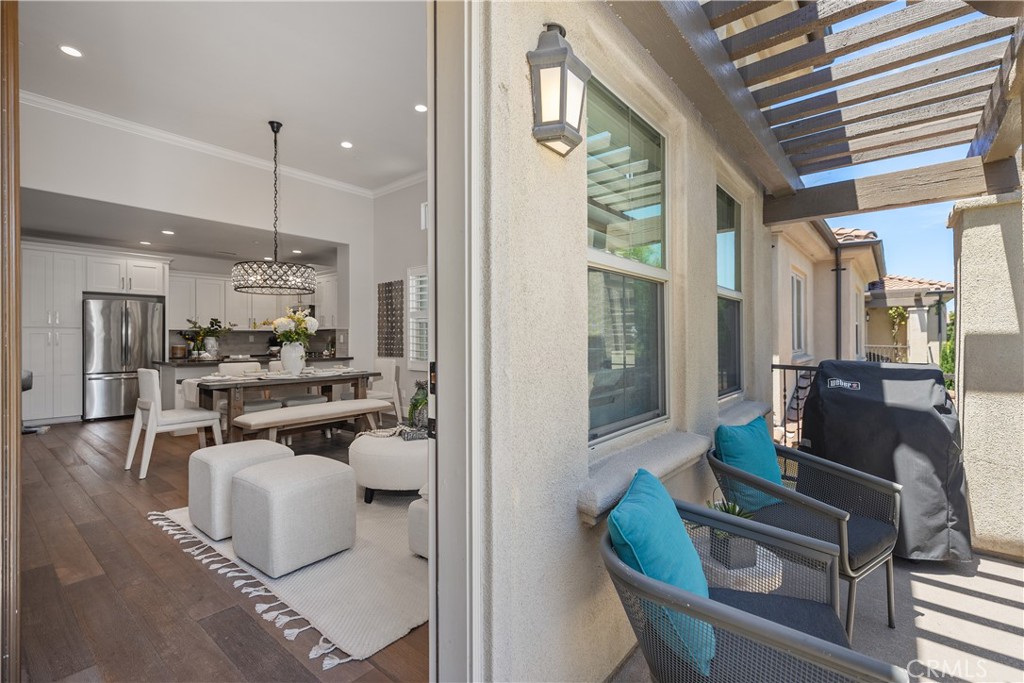 Irvine, California, 92620, United States, 2 Bedrooms Bedrooms, ,2 BathroomsBathrooms,Residential,For Sale,1906932