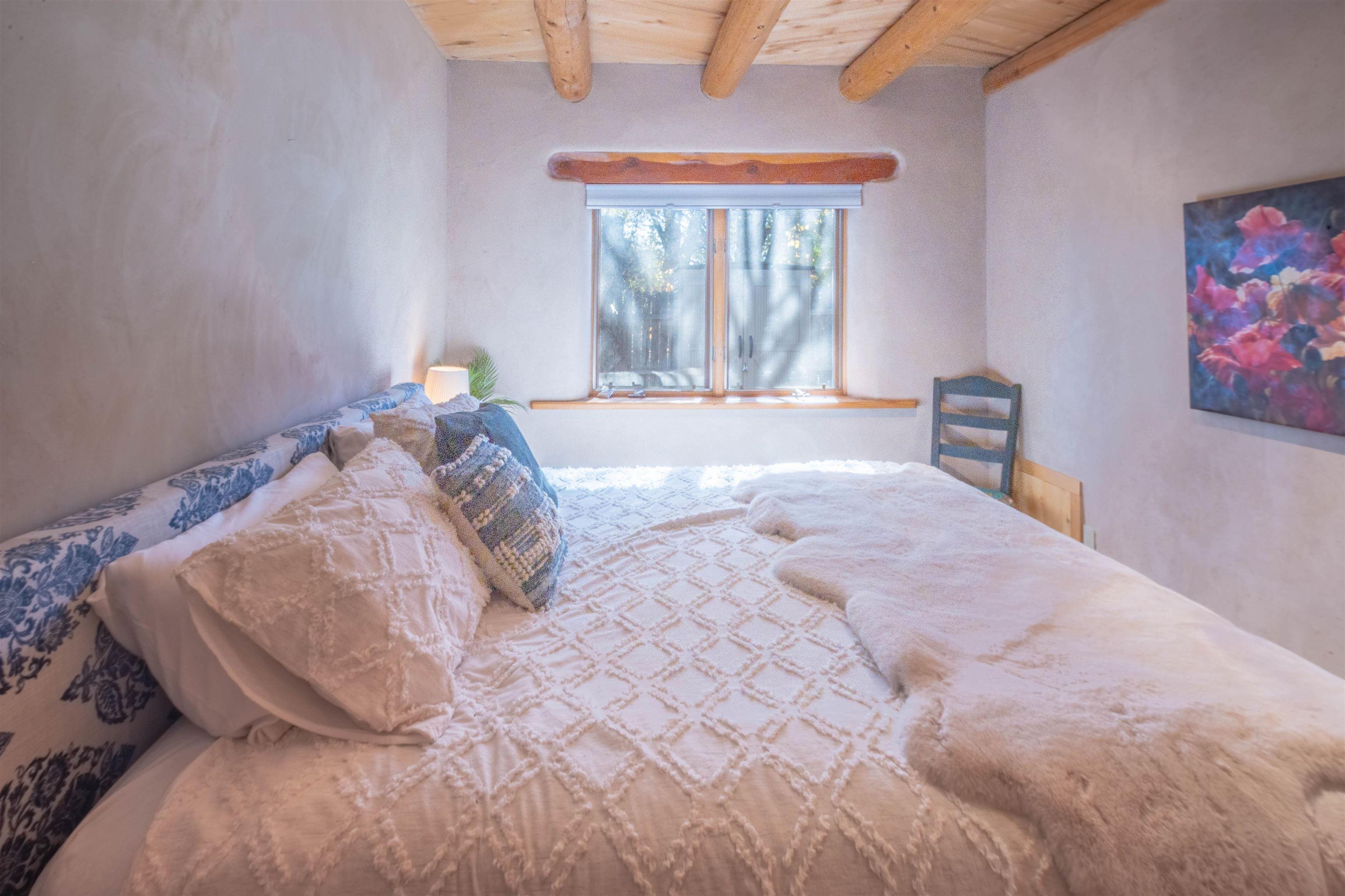 Taos, New Mexico, 87571, United States, 2 Bedrooms Bedrooms, ,2 BathroomsBathrooms,Residential,For Sale,1991479