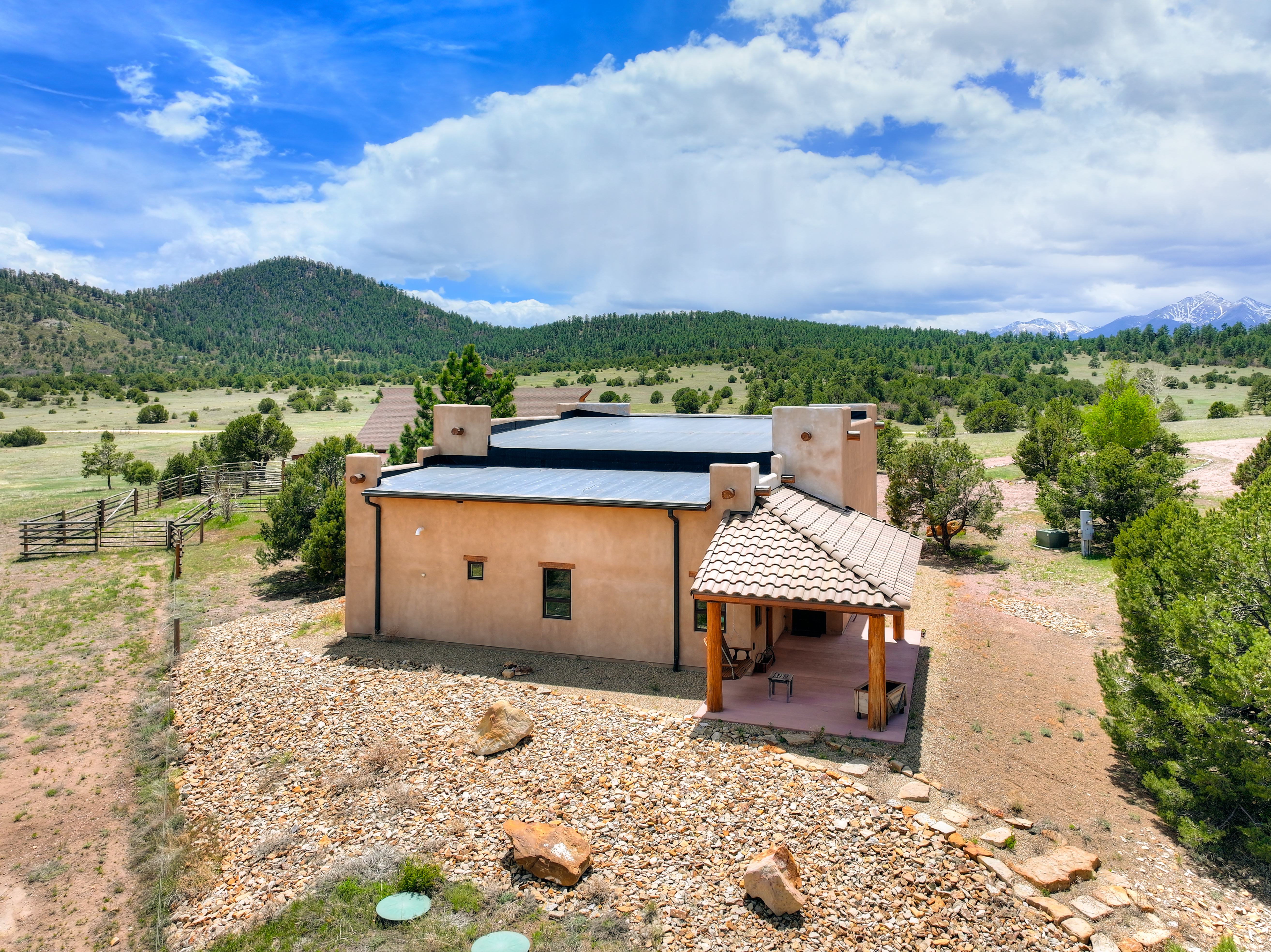  1328 Round Up Road, Westcliffe, CO, 81252 - 物件實景