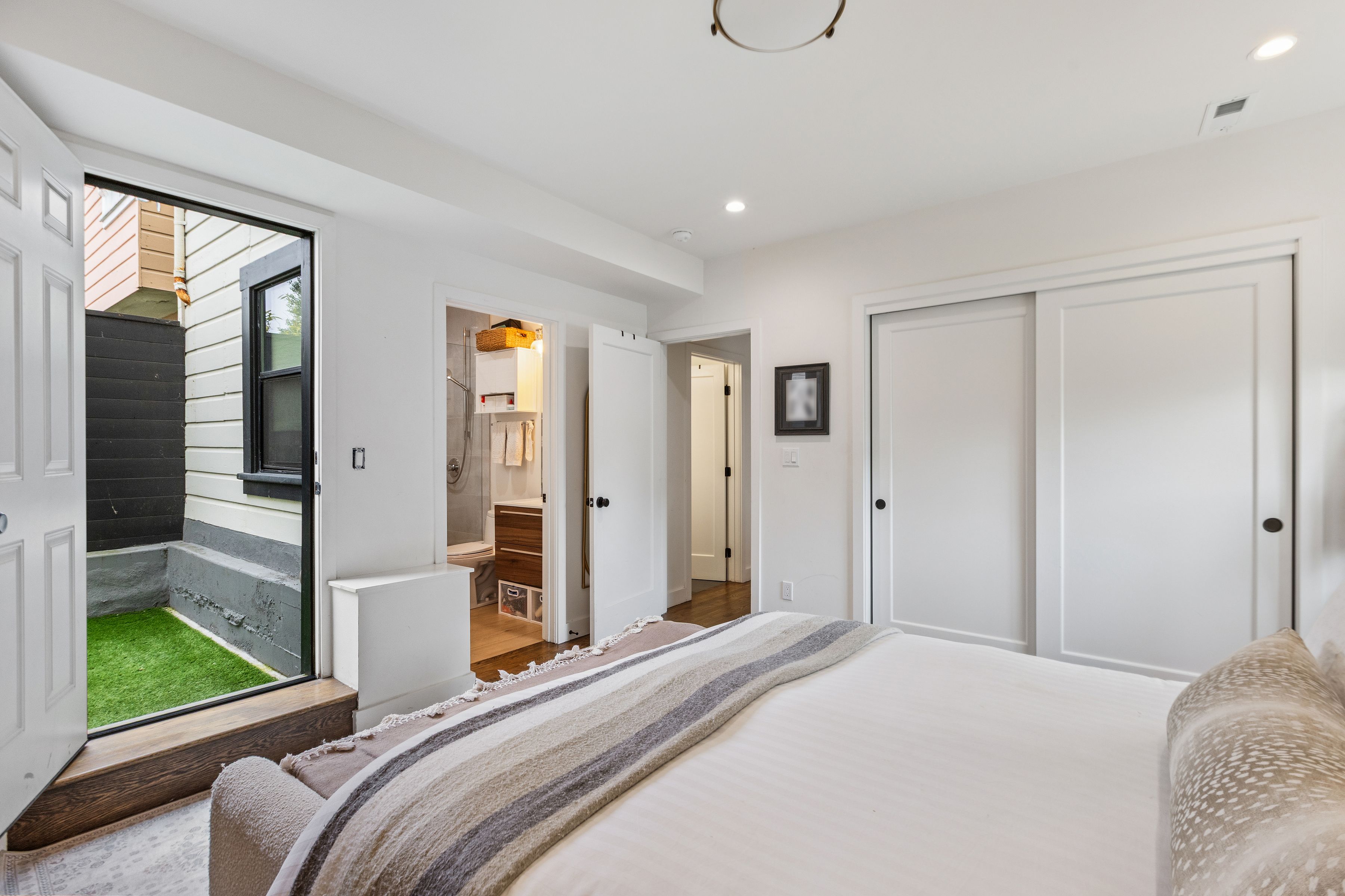  Remodeled Parkside Corner Home - 物件實景