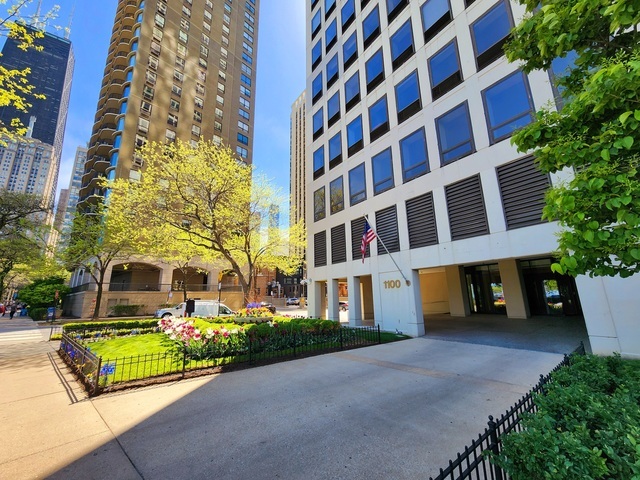 Chicago, Illinois, 60611, United States, 2 Bedrooms Bedrooms, ,3 BathroomsBathrooms,Residential,For Sale,1730203