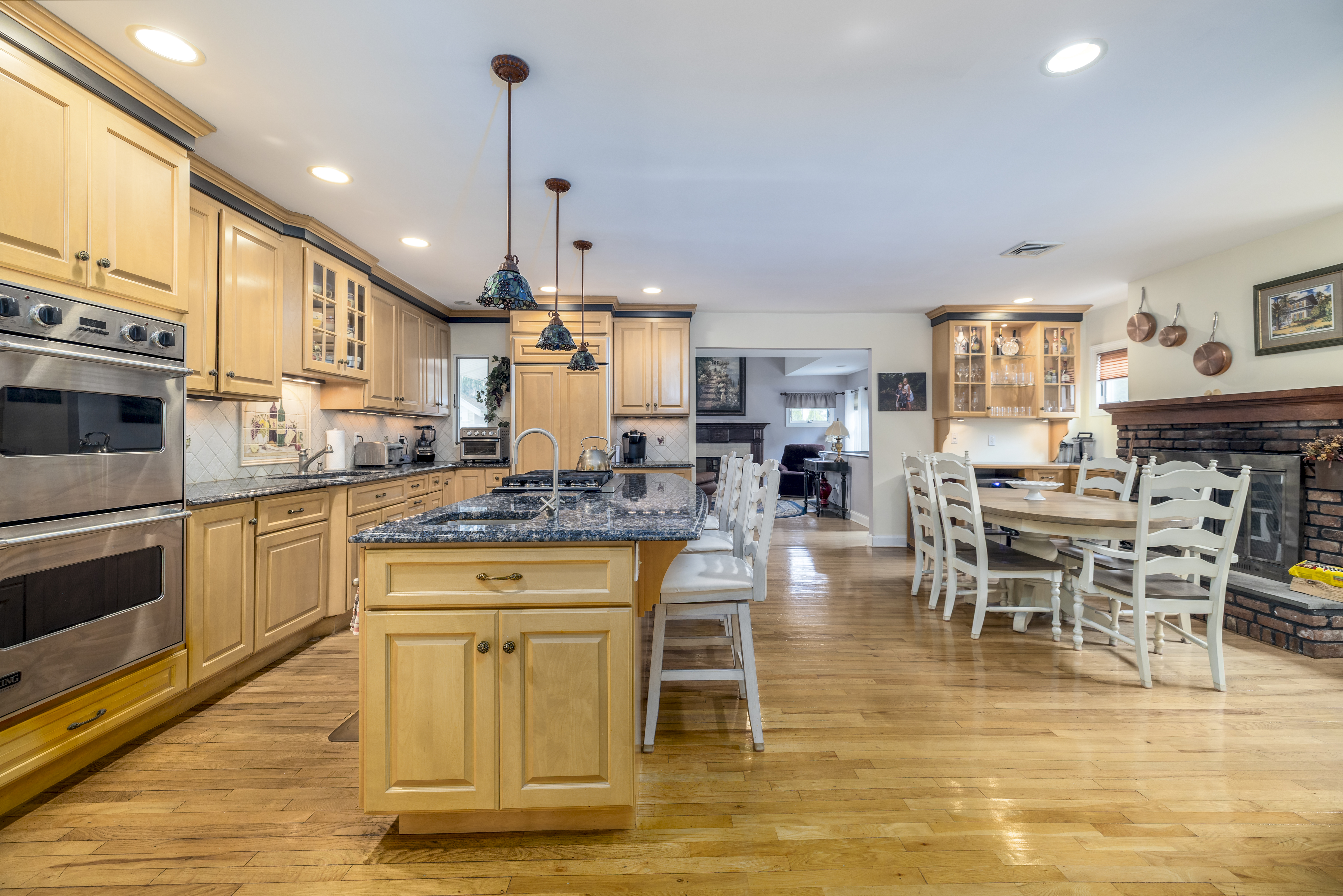  39 Princeton Street, Rockville Centre, NY, 11570 - 物件實景