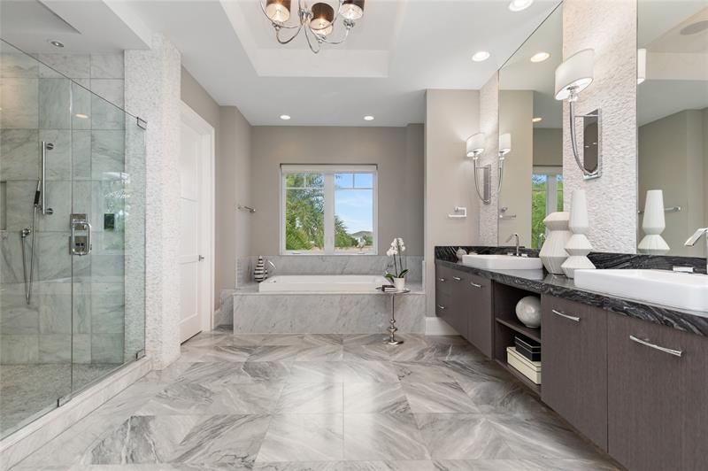 Lighthouse Point, Florida, 33064, United States, 7 Bedrooms Bedrooms, ,9 BathroomsBathrooms,Residential,For Sale,1949453