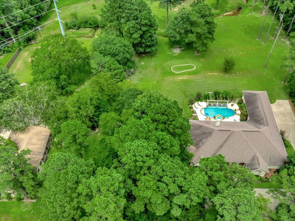 Lufkin, Texas, 75901, United States, 4 Bedrooms Bedrooms, ,5 BathroomsBathrooms,Residential,For Sale,1979665