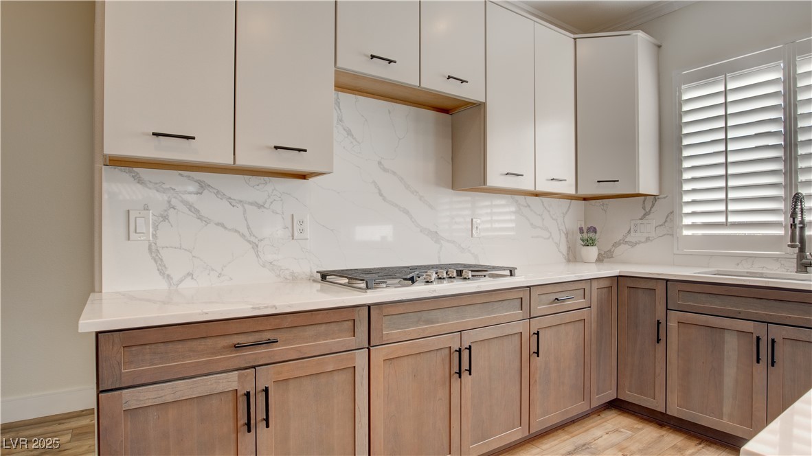 Henderson, Nevada, 89074, United States, 5 Bedrooms Bedrooms, ,2 BathroomsBathrooms,Residential,For Sale,2003072