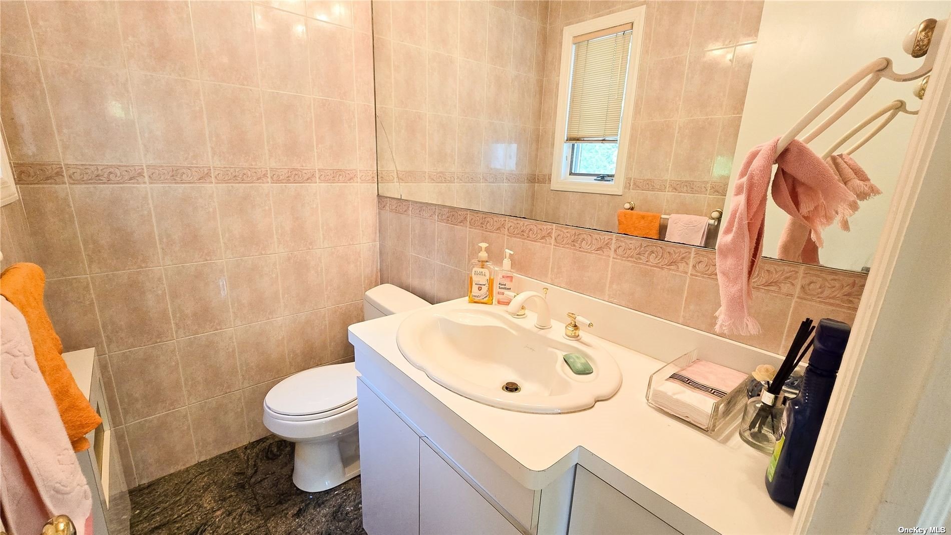 8 The Pines, Old Westbury, New York, 11568, United States, 3 Bedrooms Bedrooms, ,3 BathroomsBathrooms,Residential,For Sale,8 The Pines,1668876