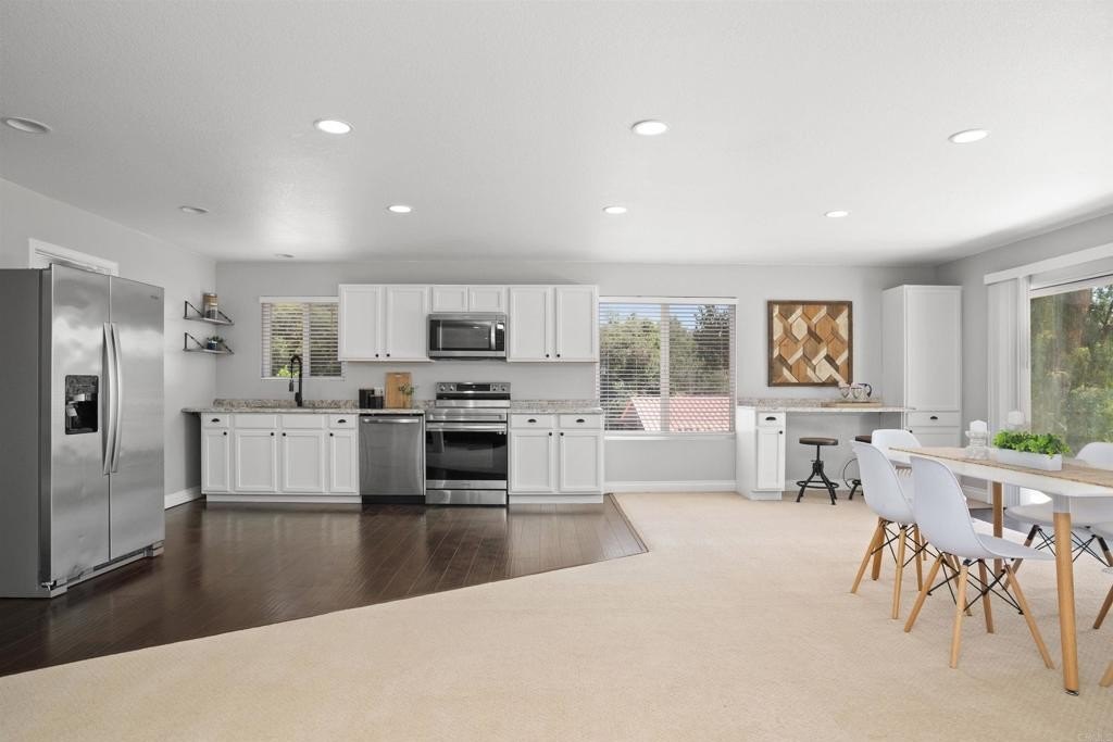 Valley Center, California, 92082, United States, 5 Bedrooms Bedrooms, ,4 BathroomsBathrooms,Residential,For Sale,1793964