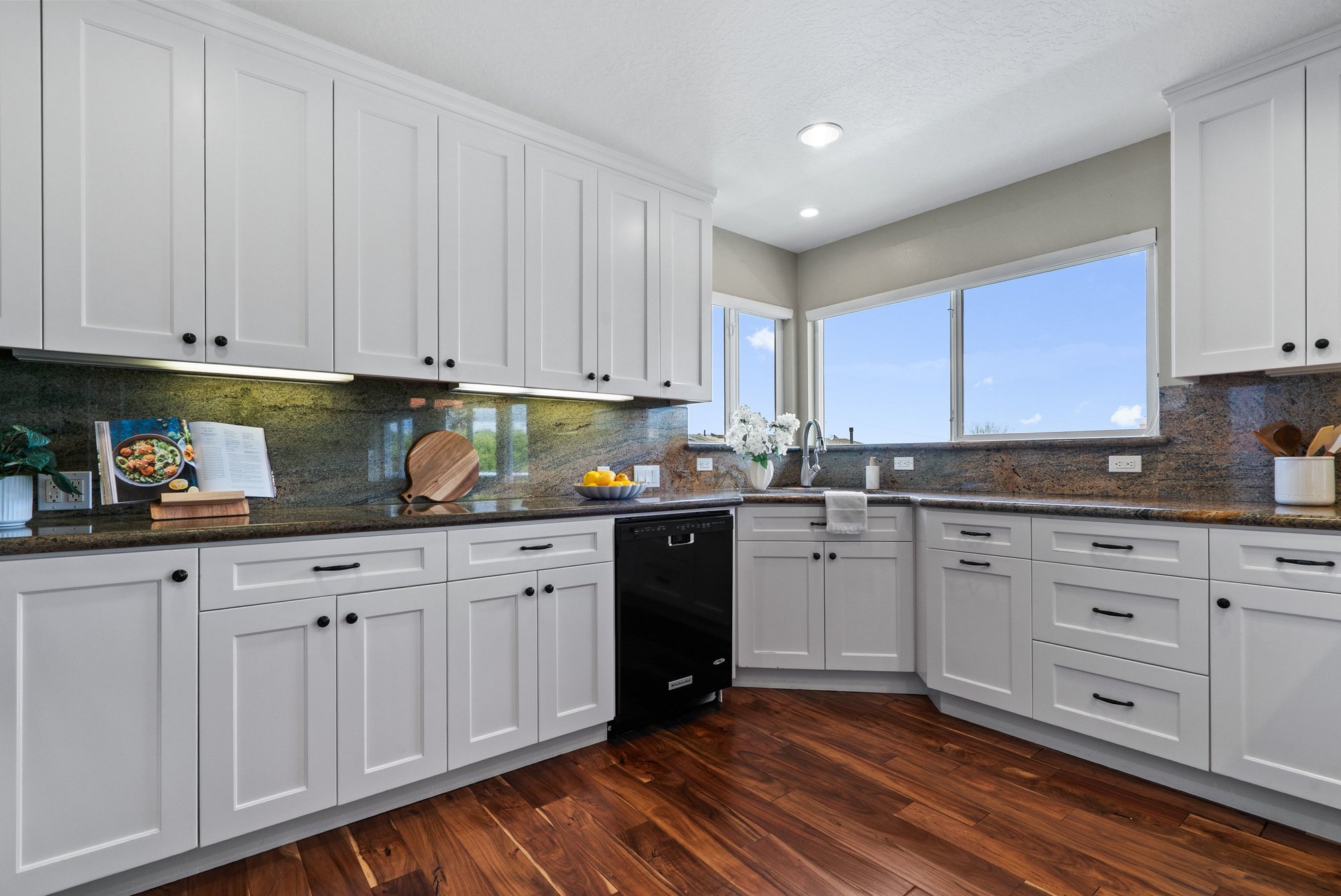  523 Middlefield Drive - 物件實景