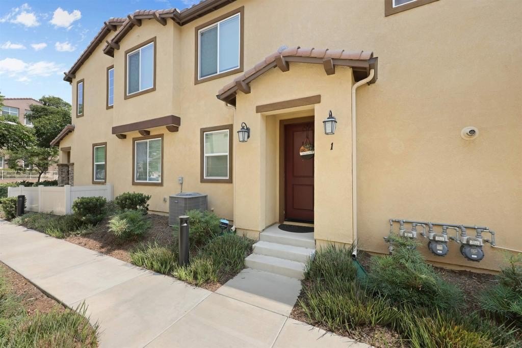 Chula Vista, California, 91913, United States, 2 Bedrooms Bedrooms, ,2 BathroomsBathrooms,Residential,For Sale,1912210
